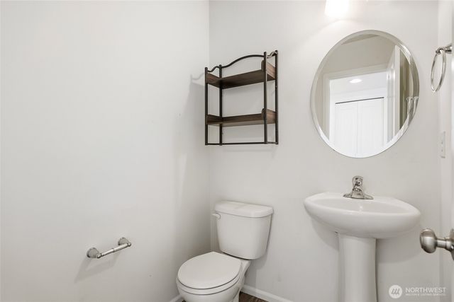 2306 Fiddleback Street NE, Lacey, WA 98516