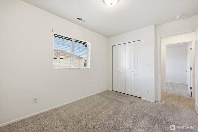 2306 Fiddleback Street NE, Lacey, WA 98516