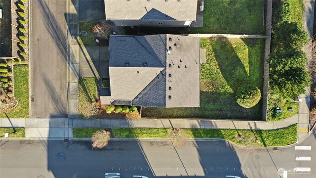 2306 Fiddleback Street NE, Lacey, WA 98516