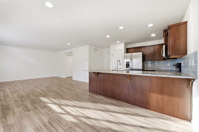 2306 Fiddleback Street NE, Lacey, WA 98516