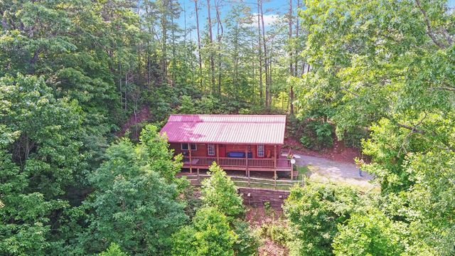 643 Zekes Trail, Marble, NC 28905