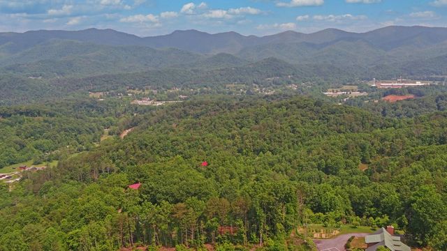 643 Zekes Trail, Marble, NC 28905