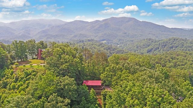 643 Zekes Trail, Marble, NC 28905