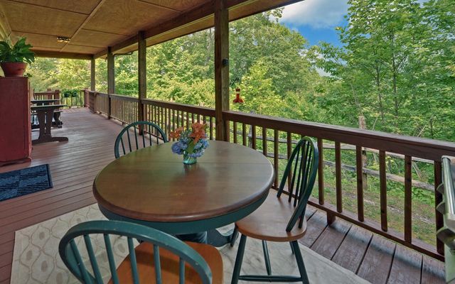 643 Zekes Trail, Marble, NC 28905
