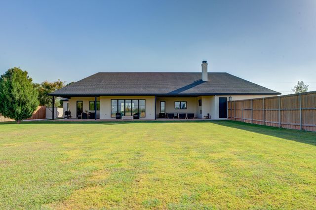 8114 County Rd 7000, Lubbock, TX 79407