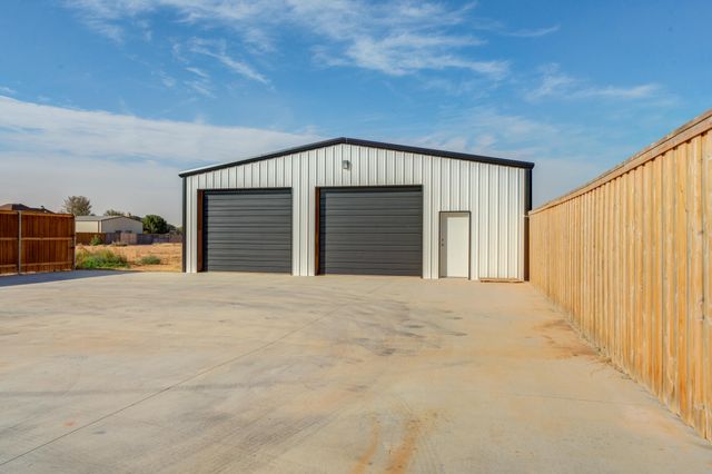 8114 County Rd 7000, Lubbock, TX 79407