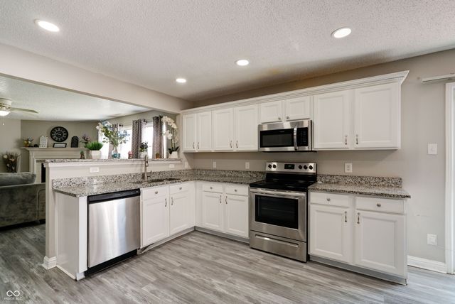 10597 Cyrus Drive, Indianapolis, IN 46231