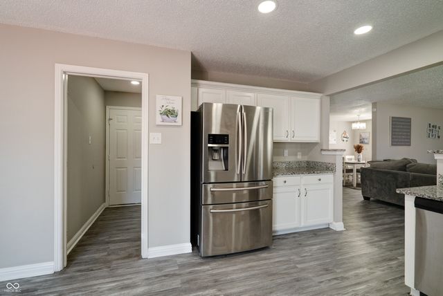 10597 Cyrus Drive, Indianapolis, IN 46231