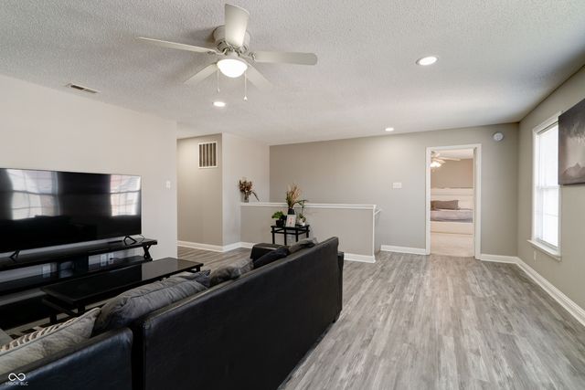 10597 Cyrus Drive, Indianapolis, IN 46231