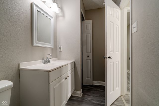10597 Cyrus Drive, Indianapolis, IN 46231