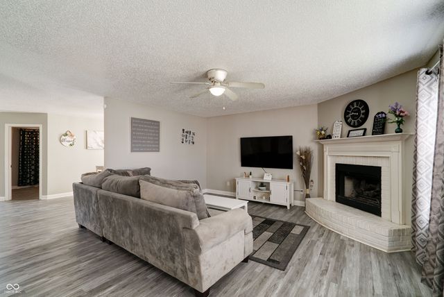10597 Cyrus Drive, Indianapolis, IN 46231