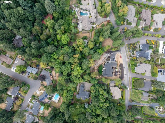 13652 JOHNSON Ter, Lake Oswego, OR 97034