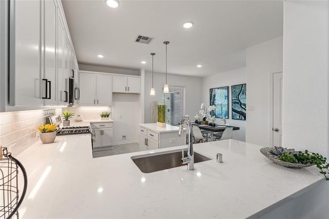 550 Long Beach Bay Drive, Katy, TX 77493