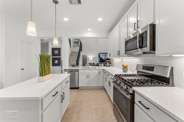 550 Long Beach Bay Drive, Katy, TX 77493