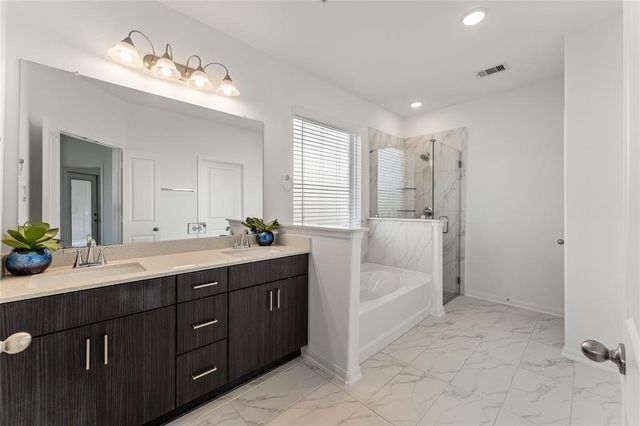 550 Long Beach Bay Drive, Katy, TX 77493