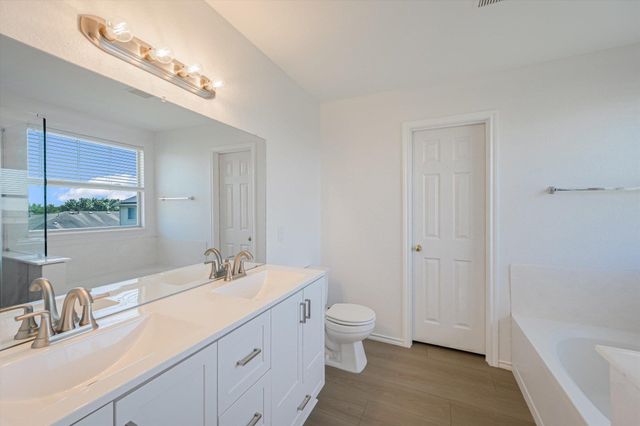 17817 Majestic Elm LN, Elgin, TX 78621