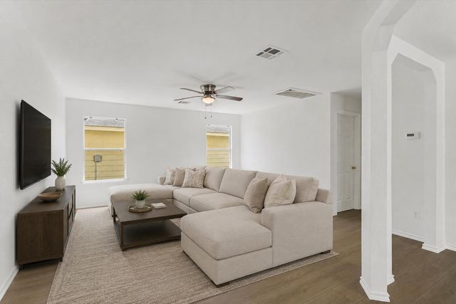 17817 Majestic Elm LN, Elgin, TX 78621