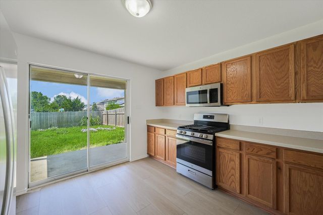 17817 Majestic Elm LN, Elgin, TX 78621