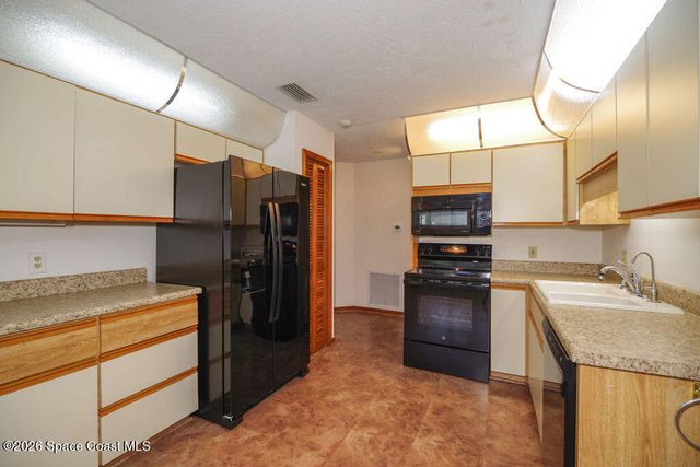 630 Greenwood Manor Circle 31-A, West Melbourne, FL 32904
