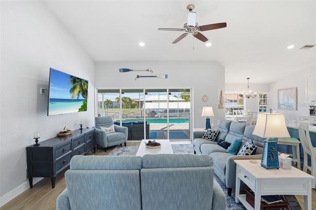521 PEEPLES DRIVE, Punta Gorda, FL 33950