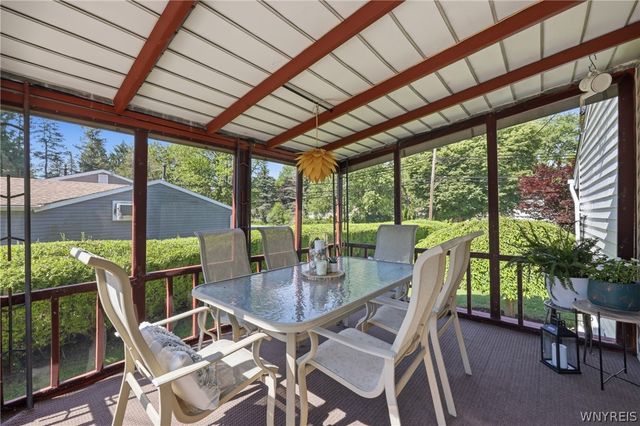 959 Bonnie Lake Drive, Alden, NY 14004