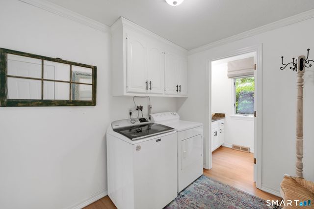 7 Echo Lane, Simsbury, CT 06070