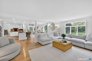 7 Echo Lane, Simsbury, CT 06070