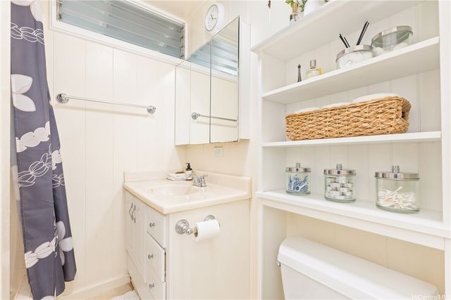 99-354 Honohono Street, Aiea, HI 96701