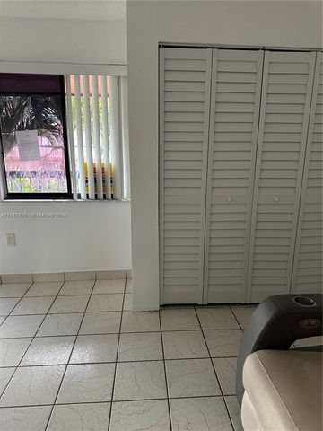2194 W 60th Street 22213, Hialeah, FL 33016