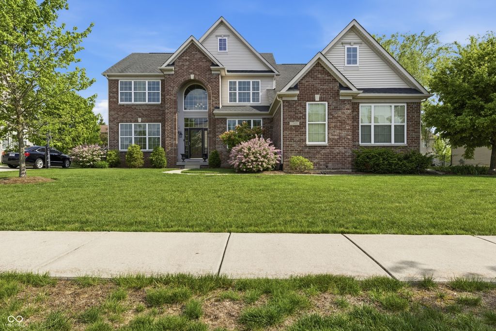 12999 Dewitt Drive, Fishers, IN 46037