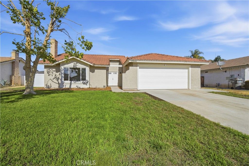 Image 1 of property listing at 29845 Avenida De Cortez, Menifee, CA 92586