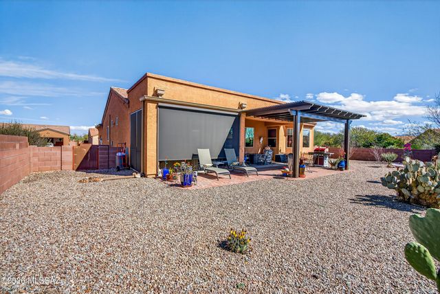 837 W Bosch Drive, Green Valley, AZ 85614