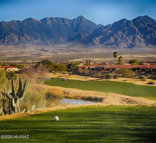 837 W Bosch Drive, Green Valley, AZ 85614