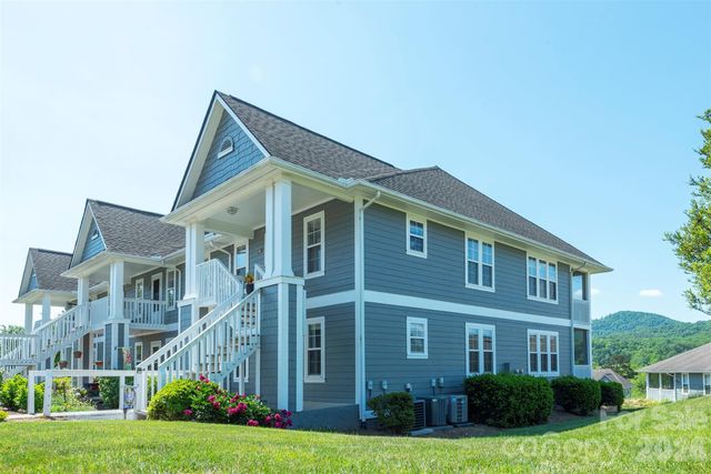 4805 Breakers Lane, Asheville, NC 28806