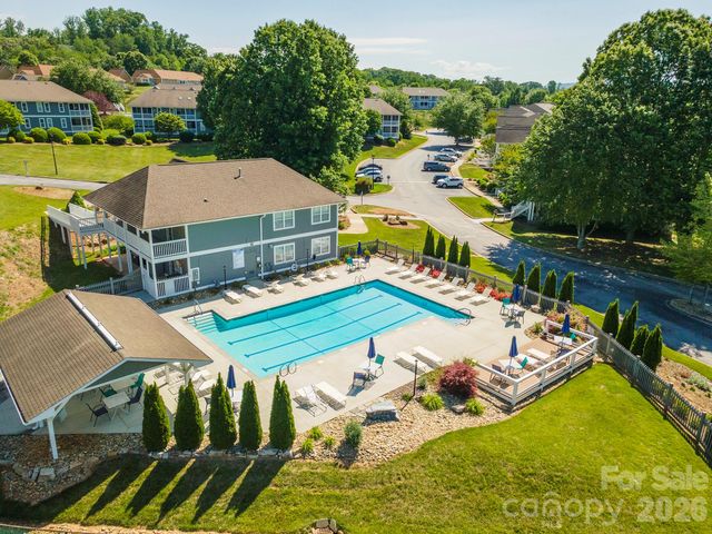 4805 Breakers Lane, Asheville, NC 28806
