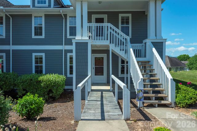 4805 Breakers Lane, Asheville, NC 28806