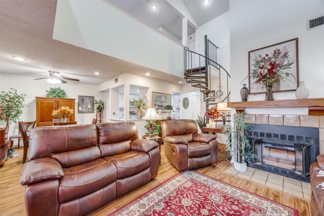 12 Village Green Court, Denison, TX 75020