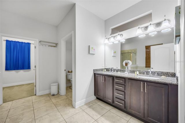 2713 W SAINT LOUIS STREET, Tampa, FL 33607