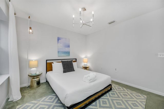 2713 W SAINT LOUIS STREET, Tampa, FL 33607