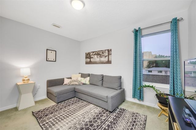 2713 W SAINT LOUIS STREET, Tampa, FL 33607
