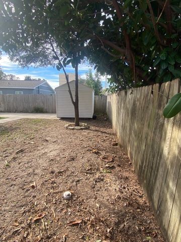 2713 W SAINT LOUIS STREET, Tampa, FL 33607