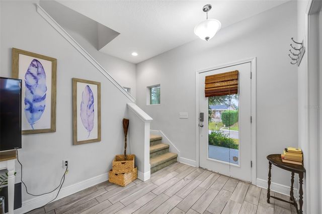 2713 W SAINT LOUIS STREET, Tampa, FL 33607