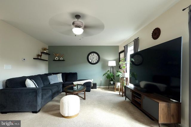 190 KESTREL LN, Boalsburg, PA 16827