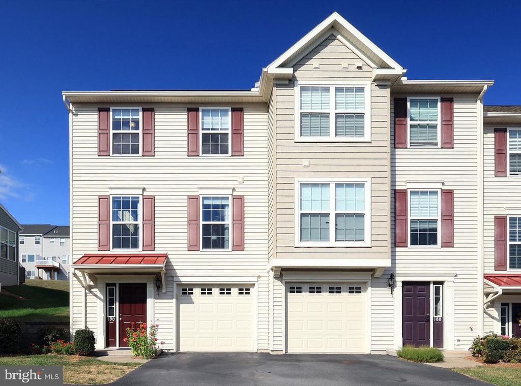 190 KESTREL LN, Boalsburg, PA 16827