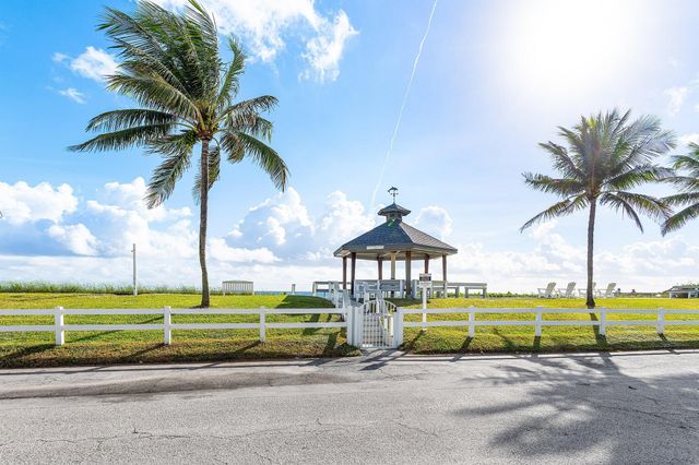 5505 N Ocean Boulevard 8-103, Ocean Ridge, FL 33435