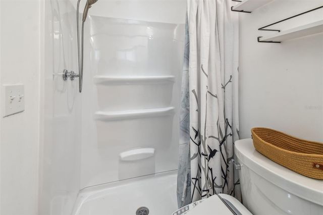 10232 PARADISE DRIVE 193, Largo, FL 33773