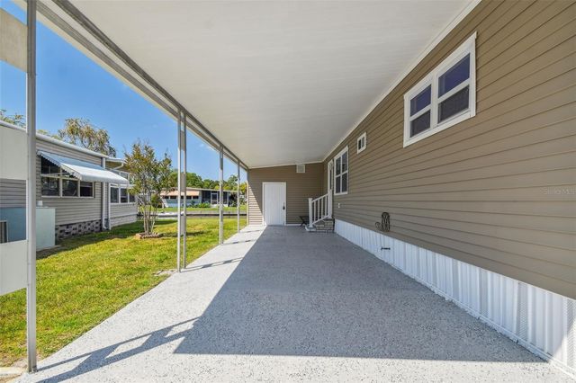 10232 PARADISE DRIVE 193, Largo, FL 33773