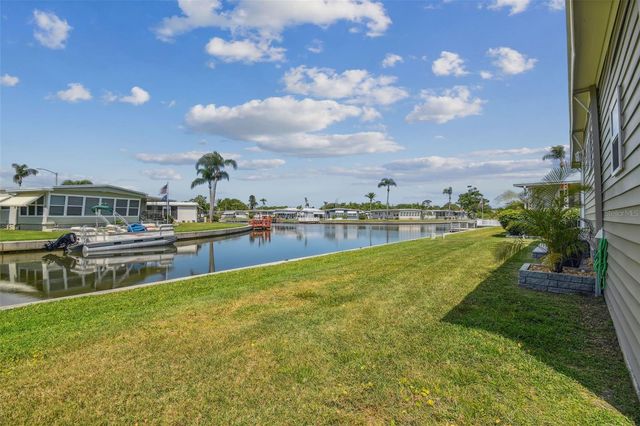 10232 PARADISE DRIVE 193, Largo, FL 33773