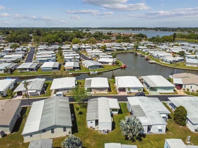 10232 PARADISE DRIVE 193, Largo, FL 33773