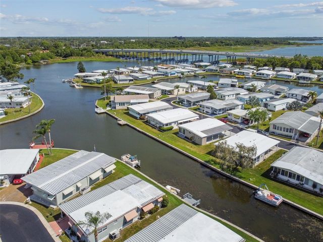 10232 PARADISE DRIVE 193, Largo, FL 33773